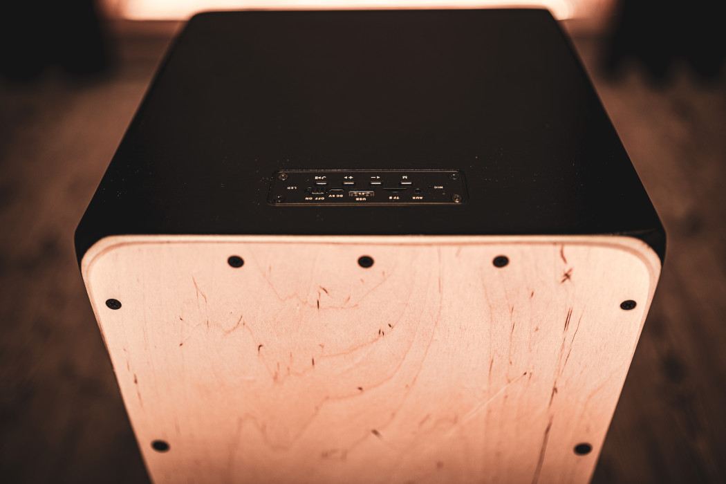 Hlavní obrázek Cajony MEINL MPSCAJ Speaker Cajon - Black/Natural