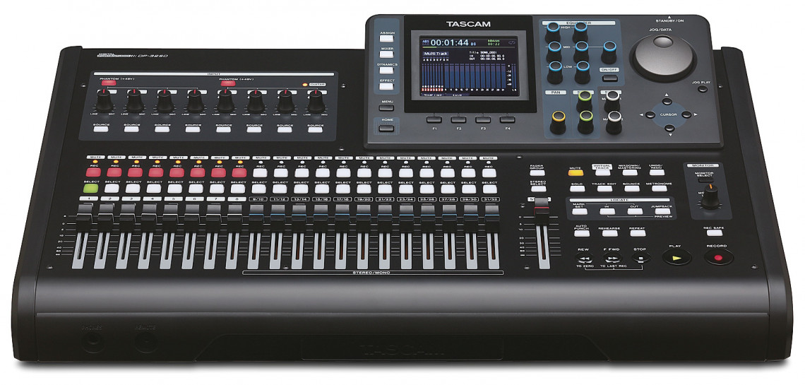 Hlavní obrázek Vícestopé rekordery (stolní/rackové) TASCAM DP-32SD B stock