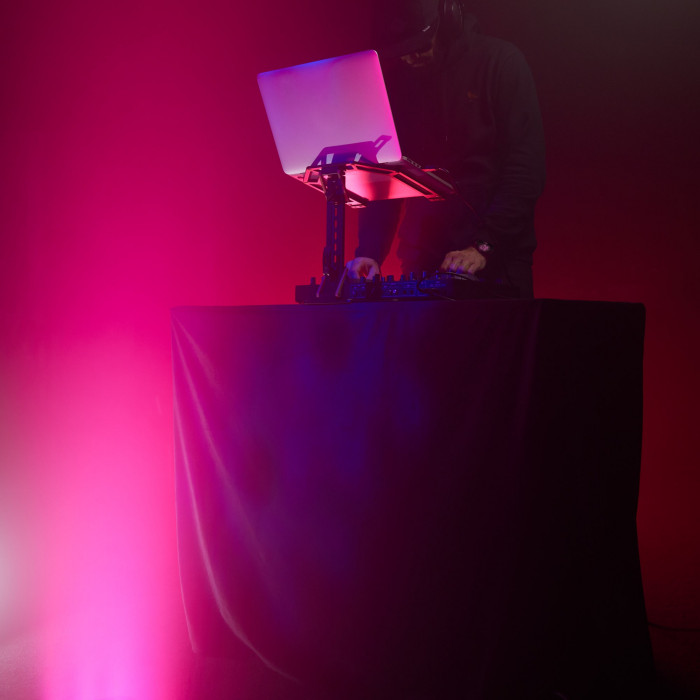 Hlavní obrázek Stojany pro laptopy, tablety, DJs, apod. GRAVITY BG RD C