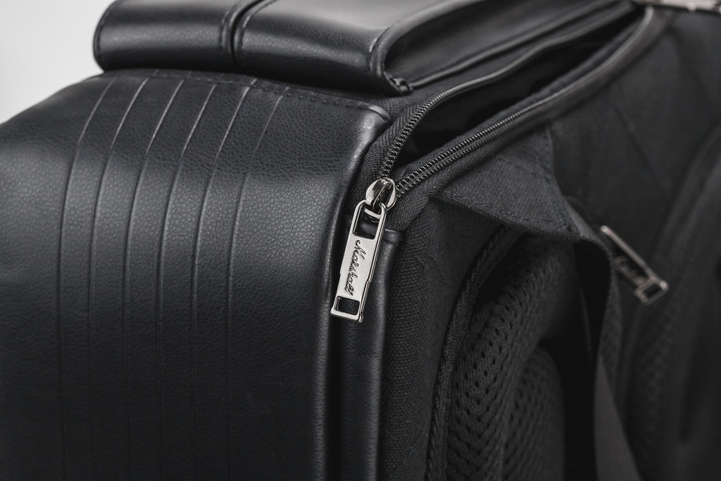 Hlavní obrázek Batohy MARSHALL Uptown Rocksack Black/White