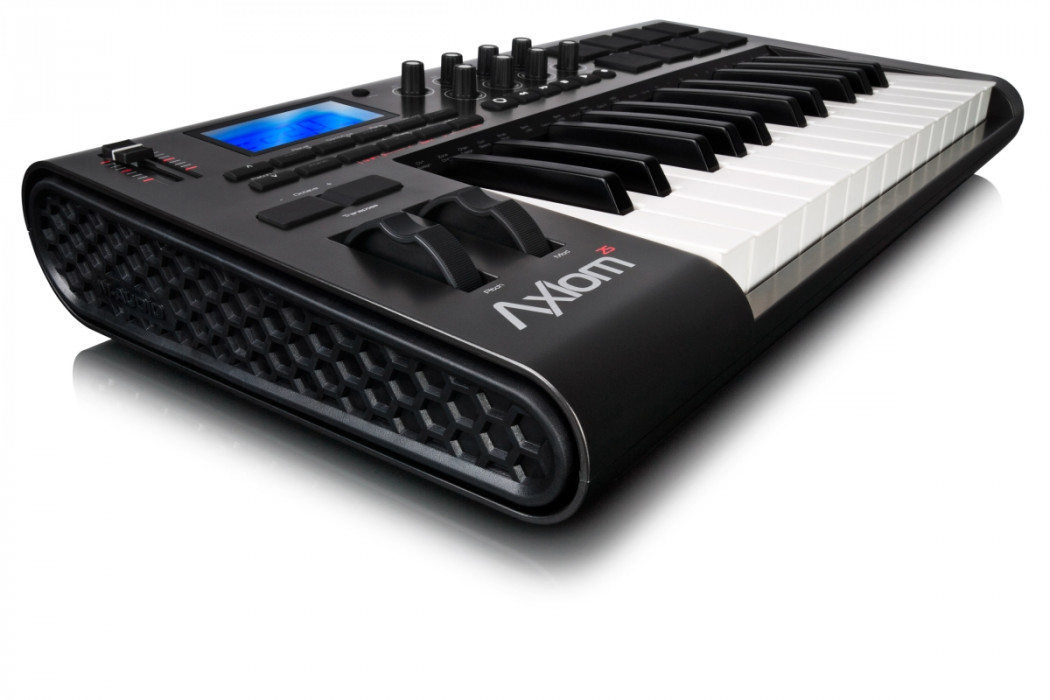 Hlavní obrázek MIDI keyboardy M-AUDIO Axiom 25 Advanced, MIDI ovladač, 25 kláves, 40 ovládacích prvků