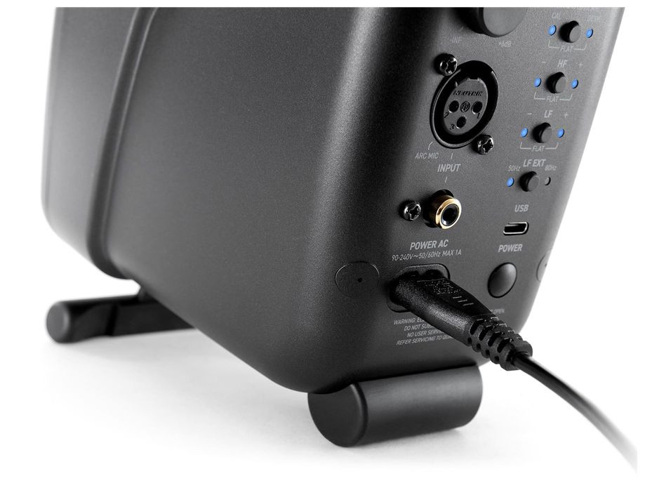 Hlavní obrázek Aktivní monitory s DSP korekcí akustiky IK MULTIMEDIA iLoud Micro Monitor Pro (Single Black)