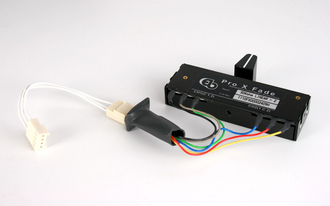 Hlavní obrázek DJ mixážní pulty ALLEN HEATH XONE:DB2