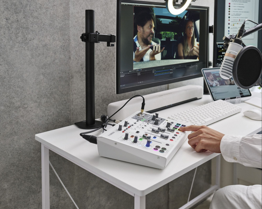 Hlavní obrázek Digitální mixpulty YAMAHA AG08 White