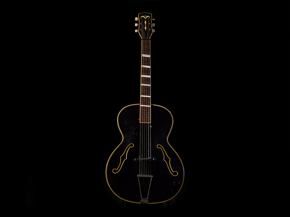 Hlavní obrázek Kytary Schönbach celomasiv (50.léta)