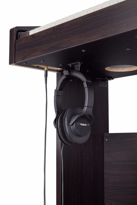 Hlavní obrázek Digitální piana ROLAND RP501R CR