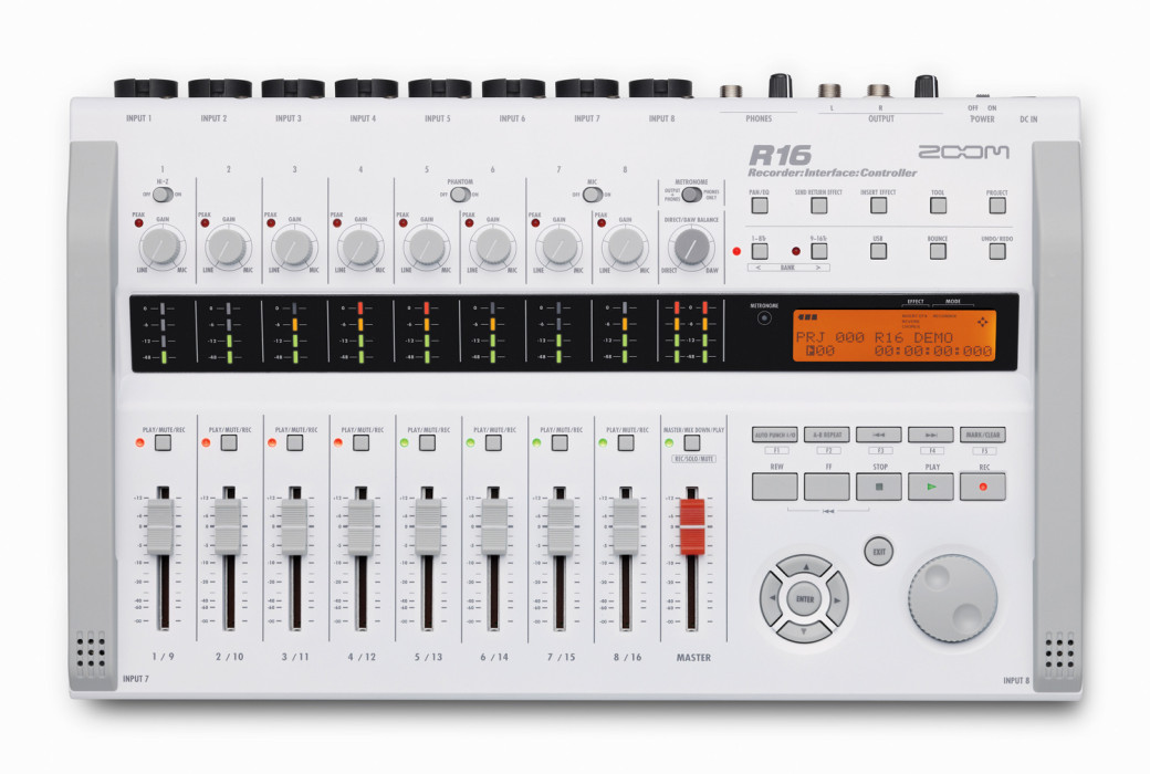 Hlavní obrázek Vícestopé rekordéry přenosné ZOOM R16 B-Stock