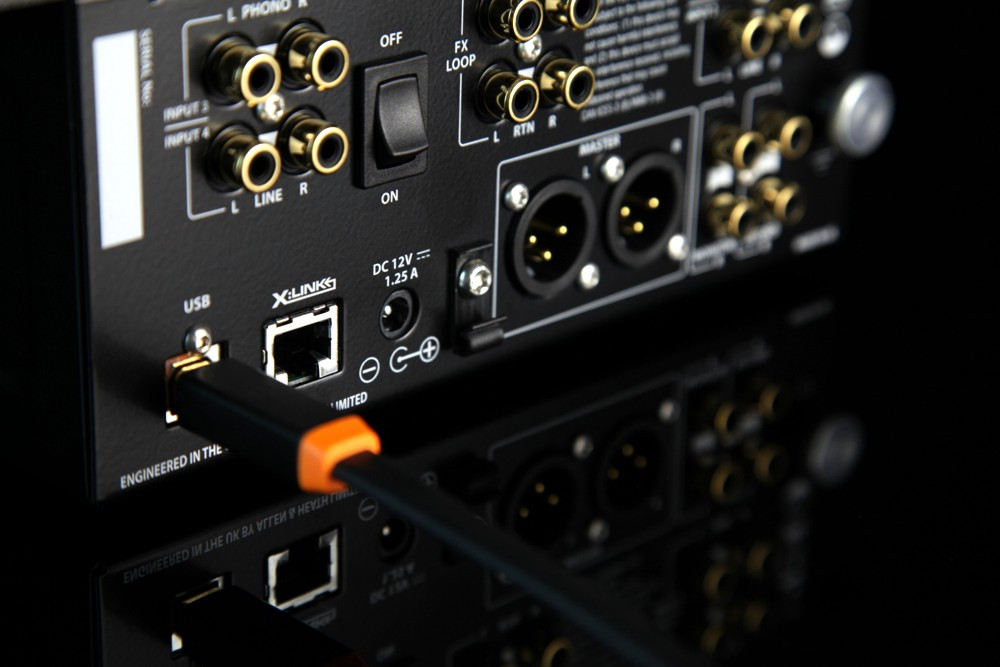 Hlavní obrázek DJ mixážní pulty ALLEN HEATH XONE:23C