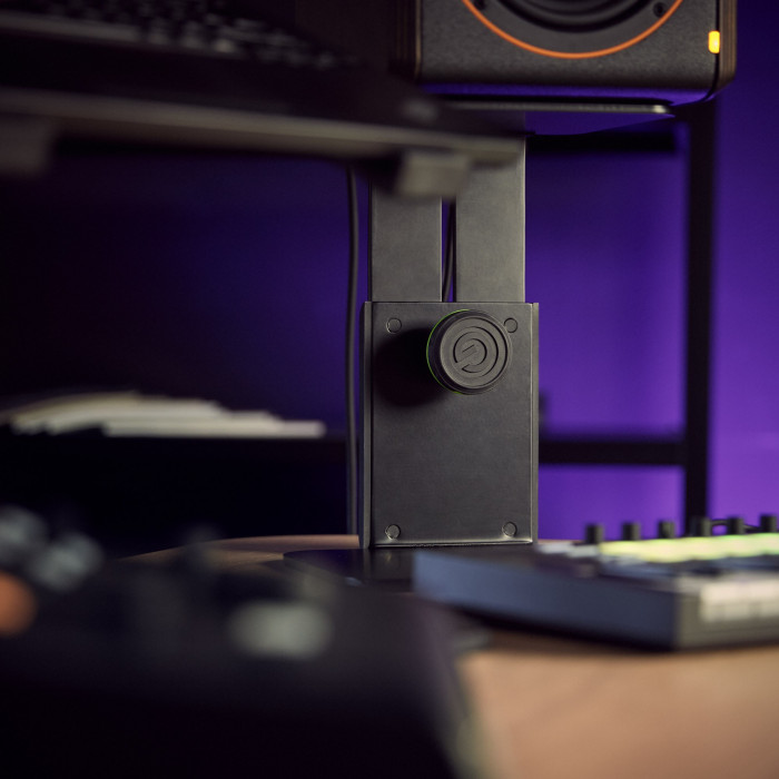 Hlavní obrázek Stojany a držáky pro studiové monitory GRAVITY SP 3102 C B