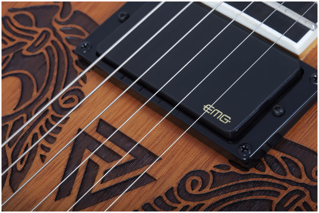 Hlavní obrázek Hard&heavy SCHECTER Wylde Audio Barbarian Carveworks - Natural Satin