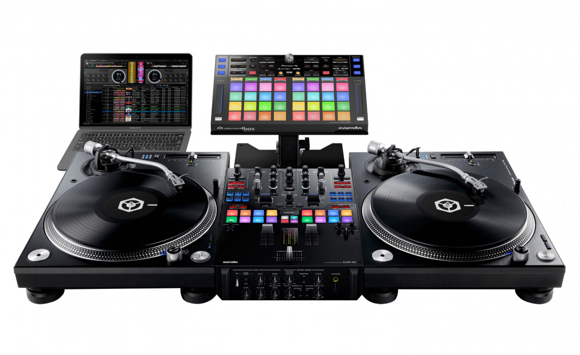Hlavní obrázek DJ kontrolery PIONEER DJ DDJ-XP2