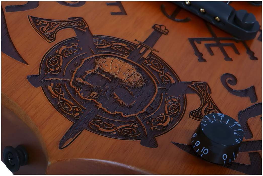 Hlavní obrázek Hard&heavy SCHECTER Wylde Audio Barbarian Carveworks - Natural Satin