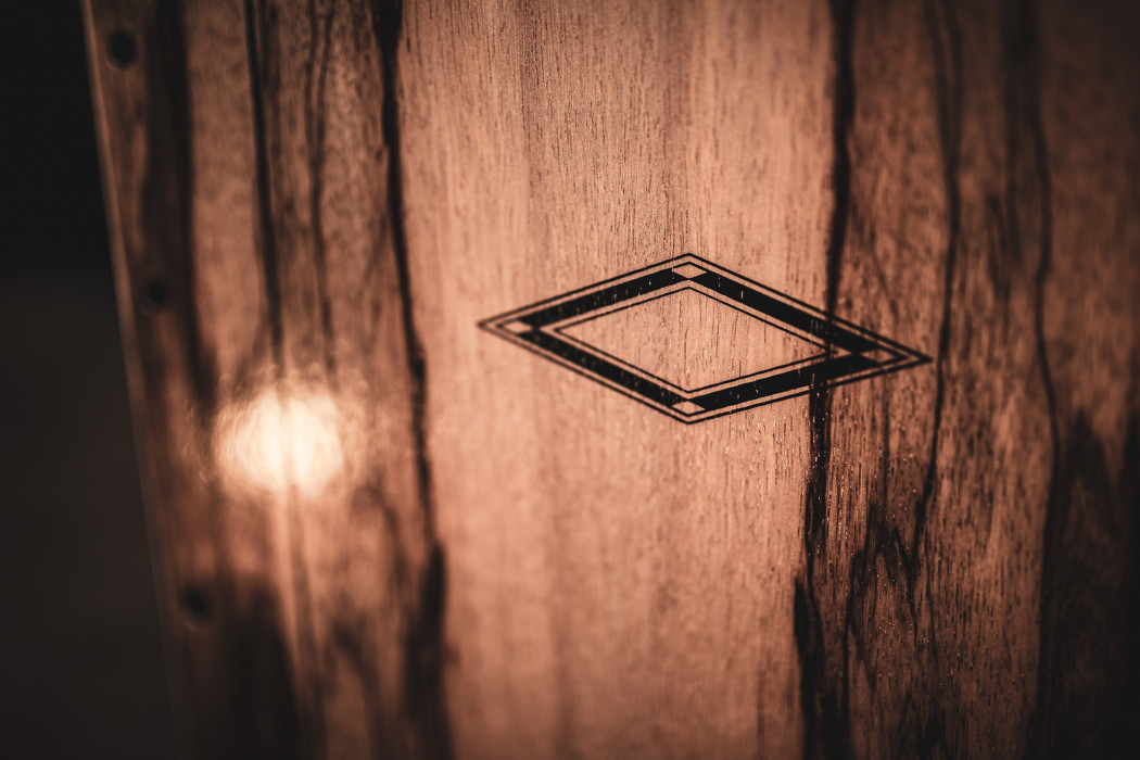 Hlavní obrázek Cajony MEINL AECLLI Artisan Edition Cajon Cantina Line - Limba