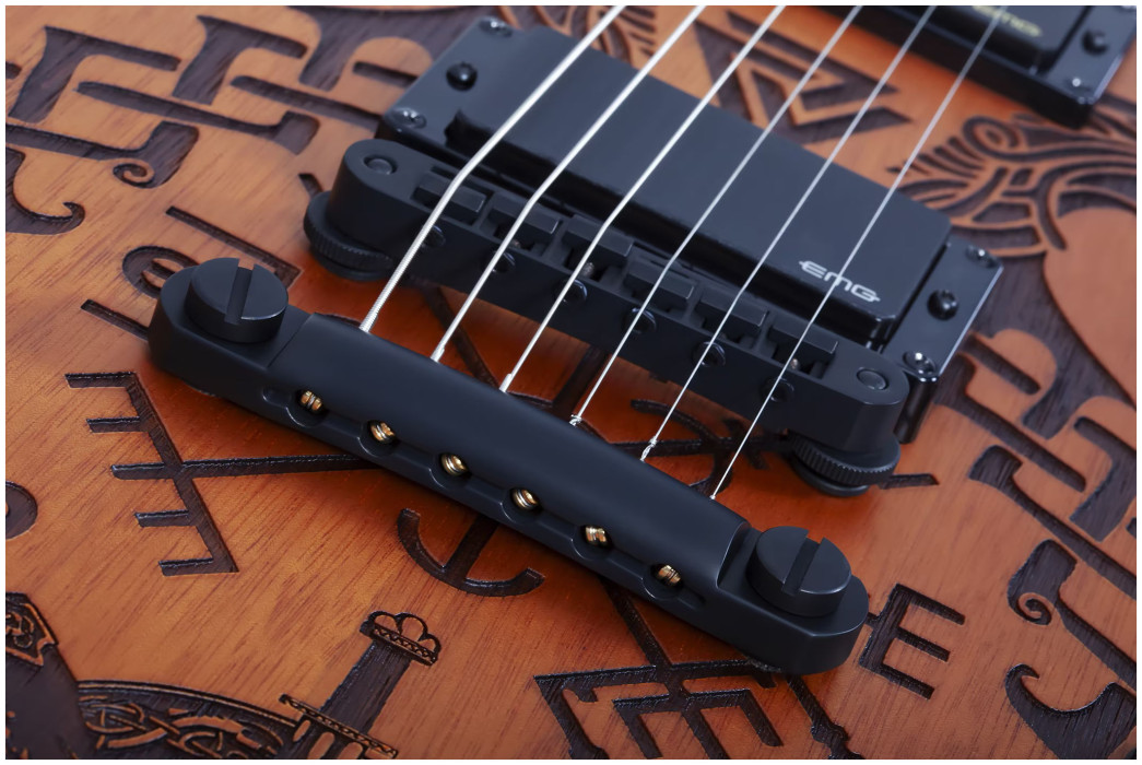 Hlavní obrázek Hard&heavy SCHECTER Wylde Audio Barbarian Carveworks - Natural Satin