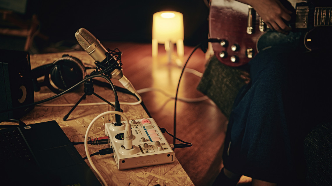 Hlavní obrázek USB zvukové karty TASCAM MiNiSTUDIO CREATOR US-42