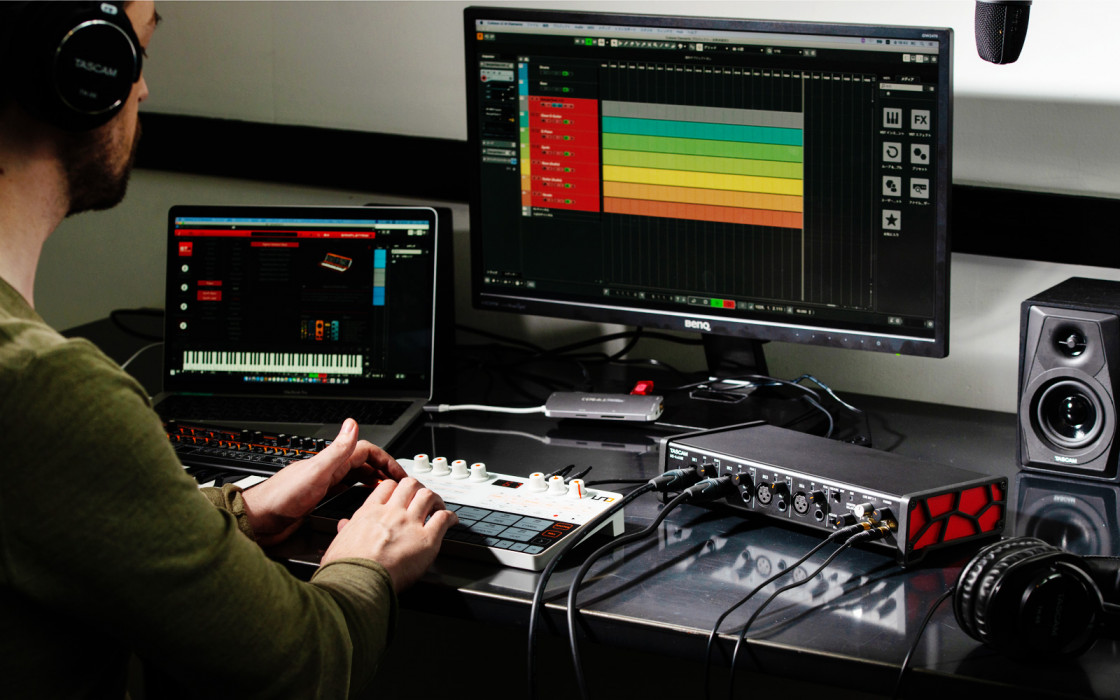 Hlavní obrázek USB zvukové karty TASCAM US-4x4HR