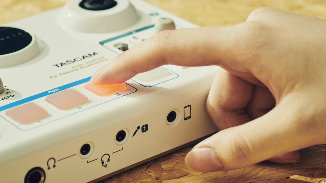 Hlavní obrázek USB zvukové karty TASCAM MiNiSTUDIO CREATOR US-42