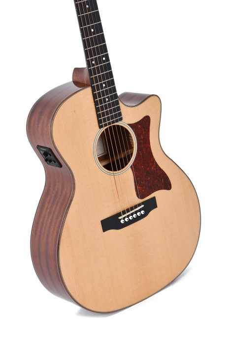 Hlavní obrázek Jumbo SIGMA GUITARS GMC-1E - Natural High Gloss