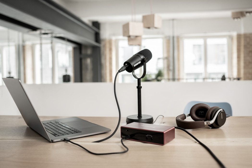 Hlavní obrázek Mikrofony pro rozhlasové vysílání SHURE MV7X