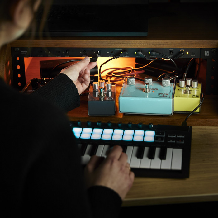 Hlavní obrázek Stabilizátory napětí, napájecí distributory a osvětlovací rackové moduly PALMER WT PB 40 RK