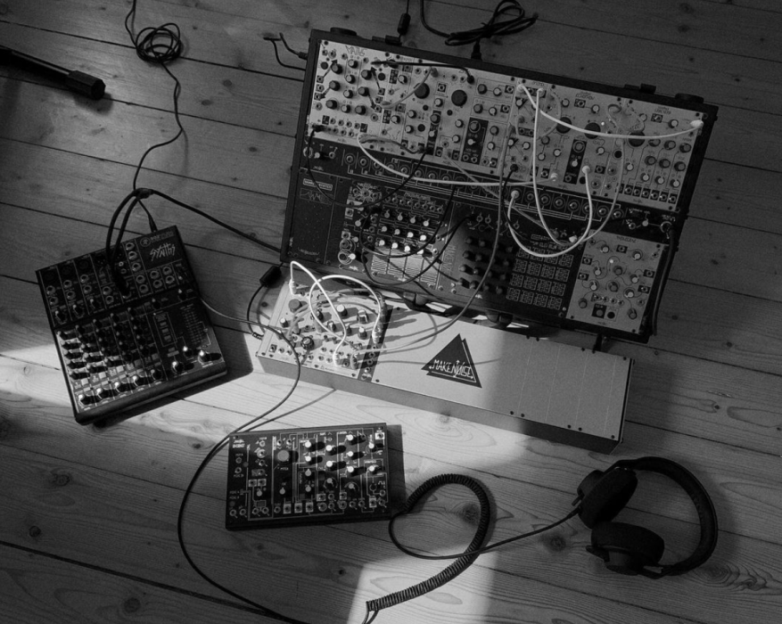 Hlavní obrázek Na uši (s kabelem) AIAIAI TMA-2 Studio