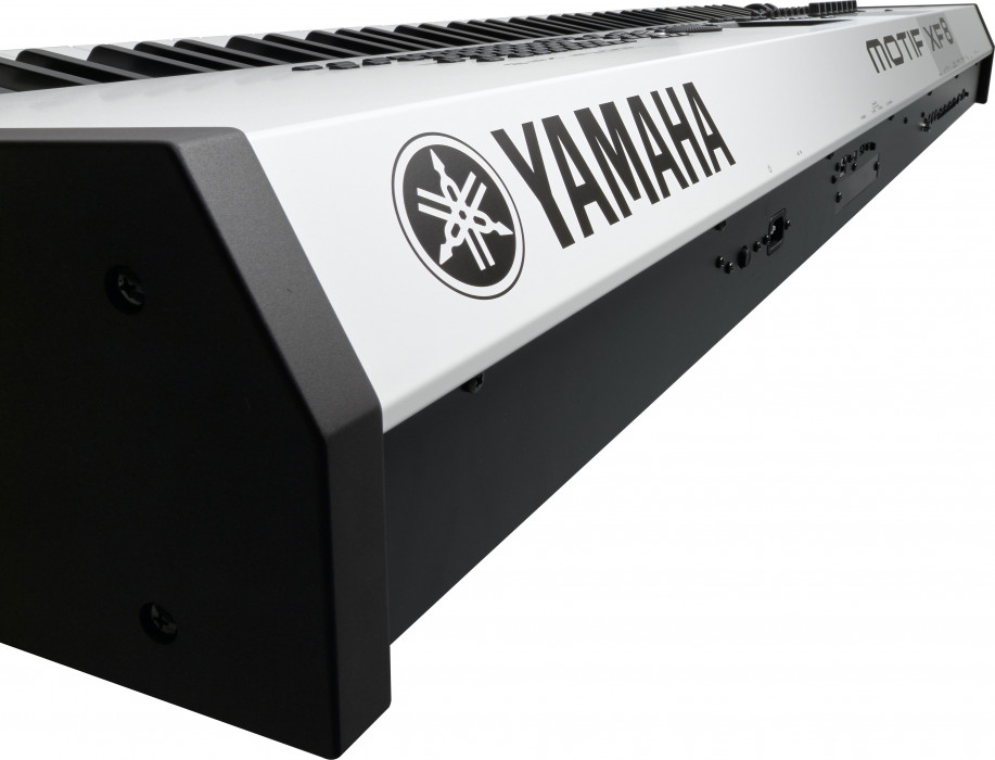 Hlavní obrázek Workstationy YAMAHA Motif XF8 WH + 40th Anniversary Box + 1024MB Flash Memory