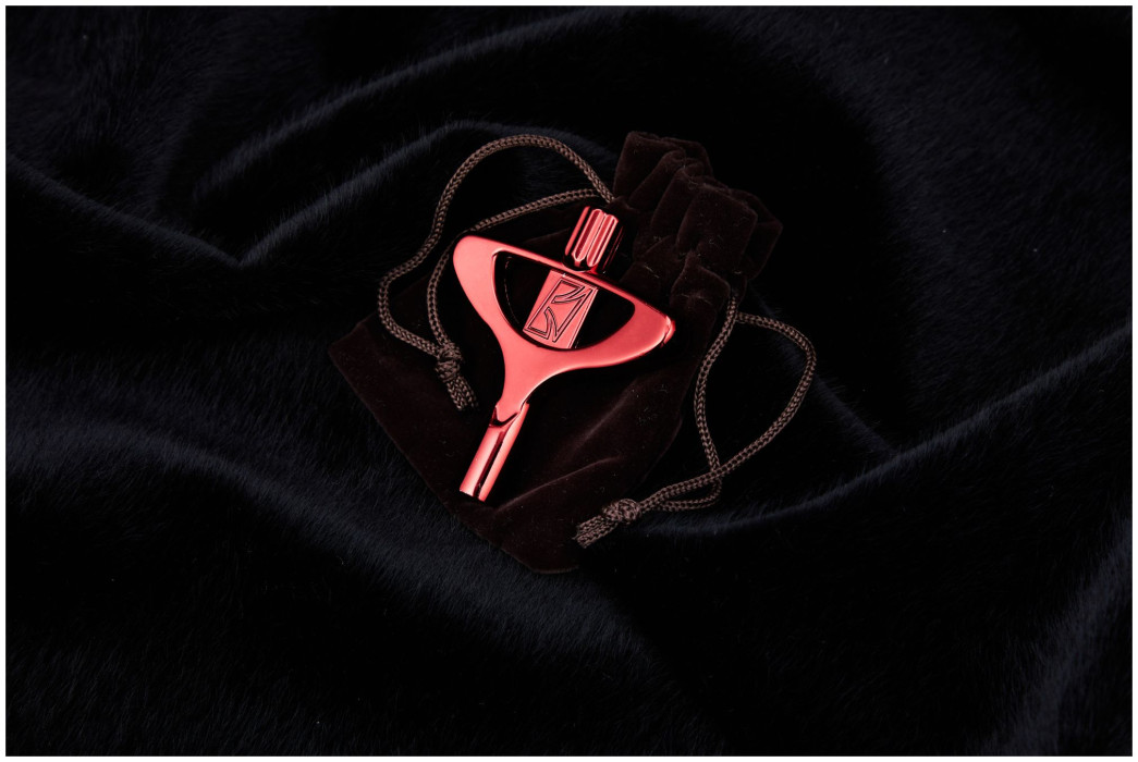 Hlavní obrázek Ladicí kličky TAMA TDK10GR Drum Key 50th Anniversary Red Coated