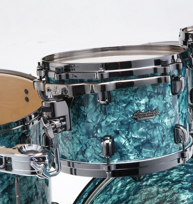 Hlavní obrázek Jiné konfigurace TAMA MR32CZBNS-TQP Starclassic Maple - Turquoise Pearl/Black Nickel Hardware