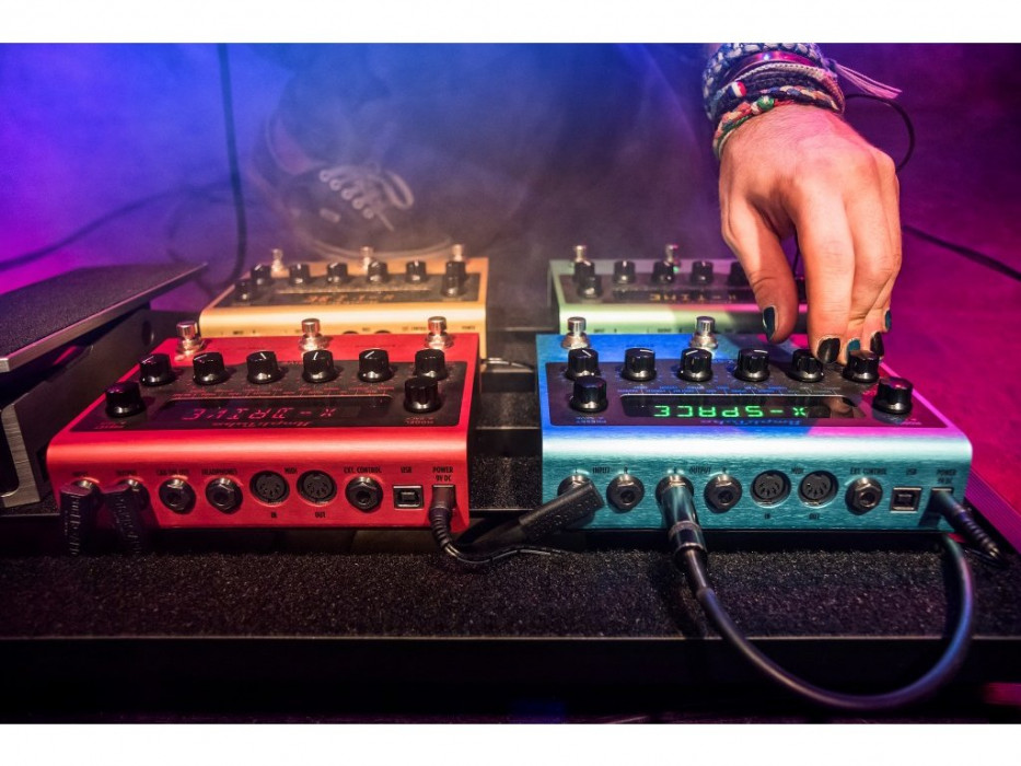 Hlavní obrázek Reverb a hall IK MULTIMEDIA AmpliTube X-SPACE