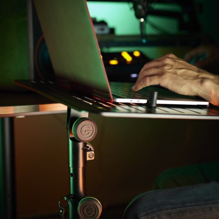 Hlavní obrázek Stojany pro laptopy, tablety, DJs, apod. GRAVITY LTS T 02 B