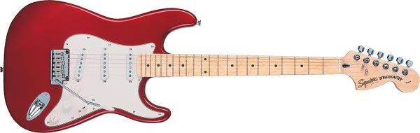 Hlavní obrázek ST - modely FENDER SQUIER Standard Stratocaster® Maple Fretboard, Candy Apple Red