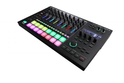 Hlavní obrázek DJ efektory a loopery ROLAND MC-707 GROOVEBOX