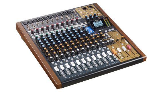 Hlavní obrázek Mixážní pulty s efektem TASCAM Model 16