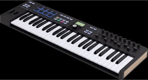 Hlavní obrázek MIDI keyboardy ARTURIA KeyLab Essential 49 mk3 - Black