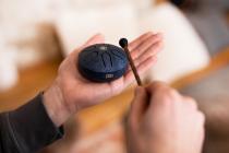 Galerijní obrázek č.2 Melodické nástroje MEINL Sonic Energy PSTD2NBVF Pocket Steel Tongue Drum A Major - Navy Blue/Venus Flower