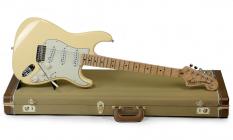 Galerijní obrázek č.1 ST - modely FENDER Yngwie Malmsteen Stratocaster®, Scalloped Maple Fingerboard - Vintage White