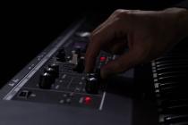 Galerijní obrázek č.3 Syntezátory, varhany, virtuální nástroje ROLAND VR-730 V-Combo