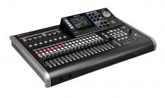 Galerijní obrázek č.2 Vícestopé rekordery (stolní/rackové) TASCAM DP-24SD