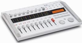 Galerijní obrázek č.1 Vícestopé rekordéry přenosné ZOOM R16 B-Stock