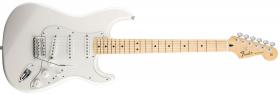 FENDER Standard Stratocaster® Maple Fingerboard, Arctic White
