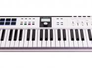 Galerijní obrázek č.2 MIDI keyboardy ARTURIA KeyLab Essential 49 mk3 - White