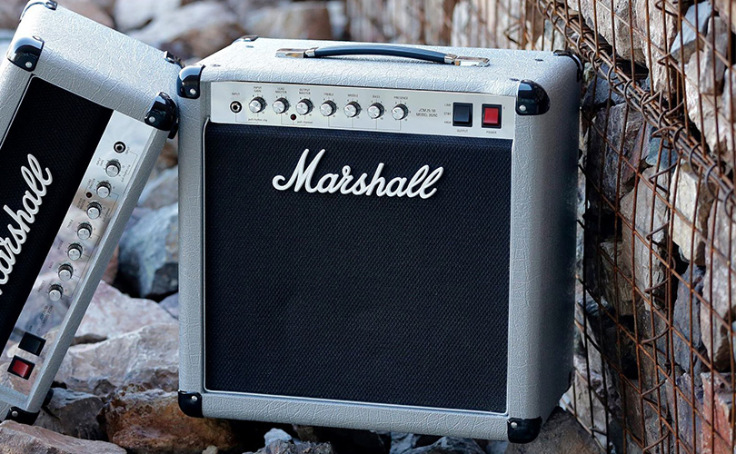 Lampové kombo MARSHALL 2525C MINI SILVER JUBILEE Kombo MARSHALL 2525C MINI SILVER JUBILEE spolu se zesilovačem