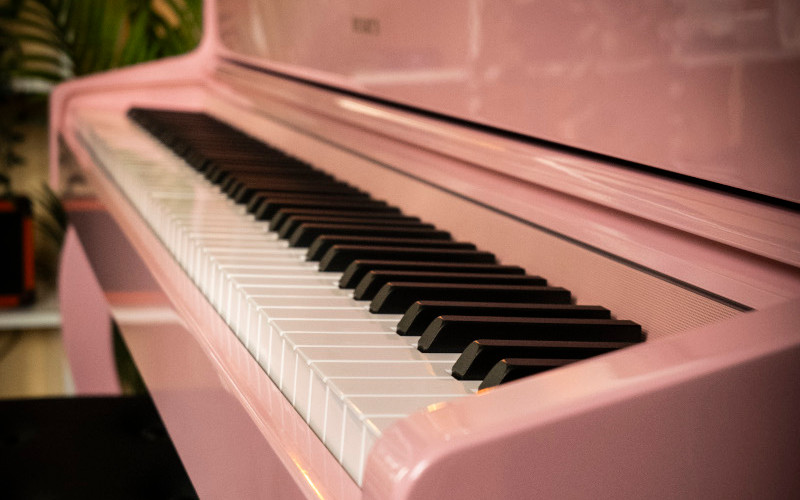 Piano Docka v interieru