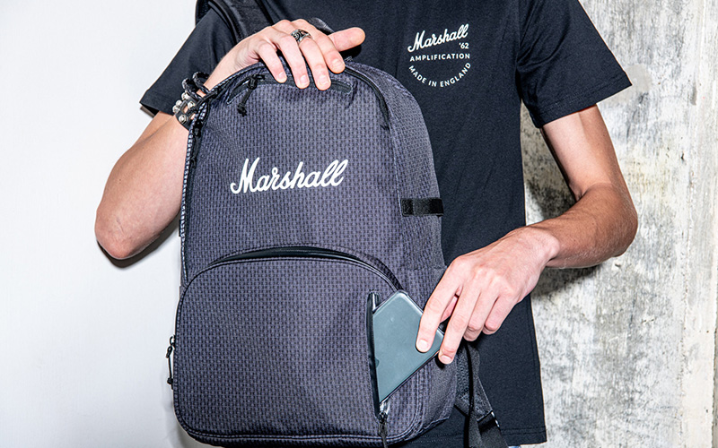 Detail batohu MARSHALL UNDERGROUND BACKPACK BLACK/WHITE