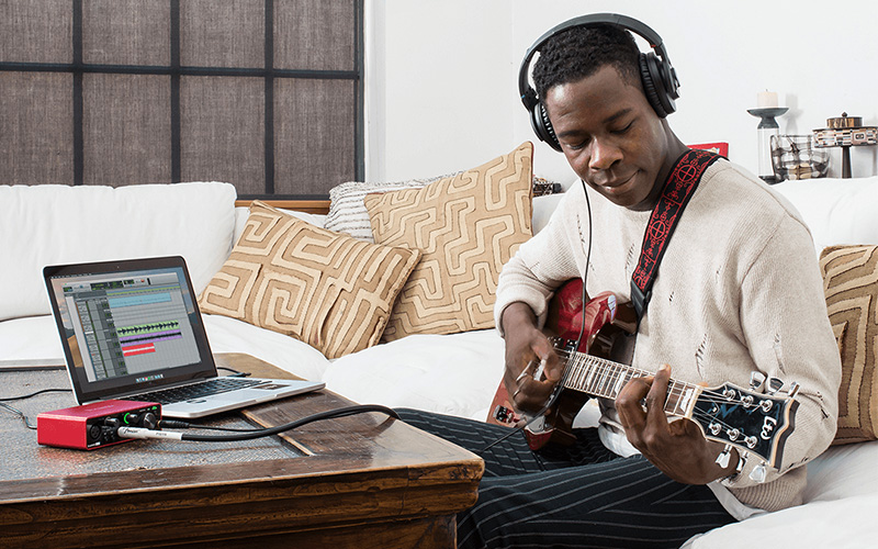 Použití FOCUSRITE SCARLETT SOLO 3RD GENERATION